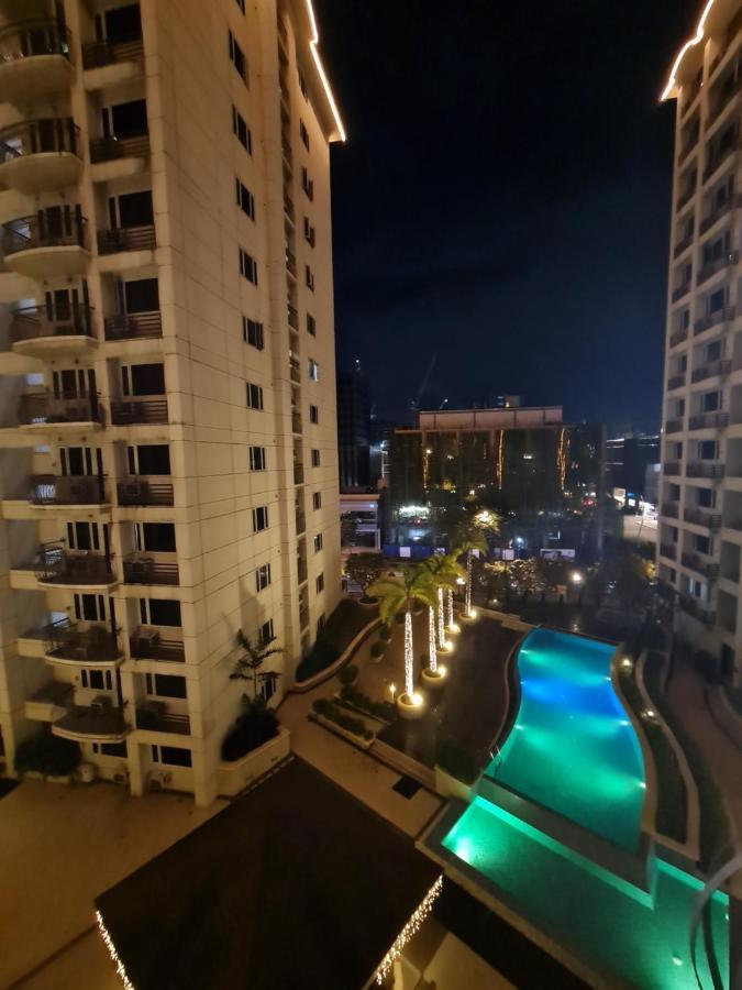 Solemare Parksuites Condominium - Condo R Us Manila Ngoại thất bức ảnh